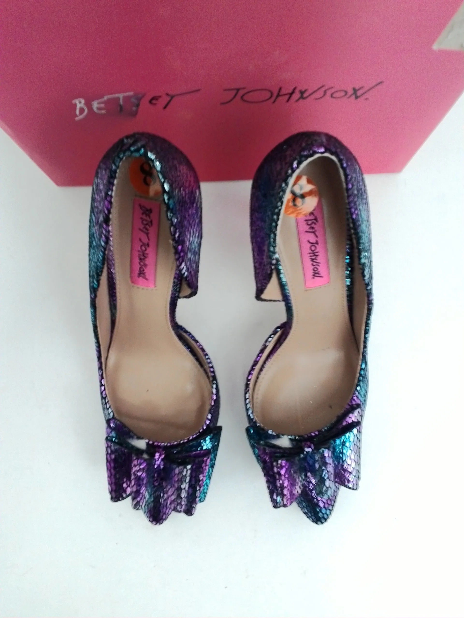 Betsey Johnson Women's Prince Purple/Blue Snake Print Size 8 M