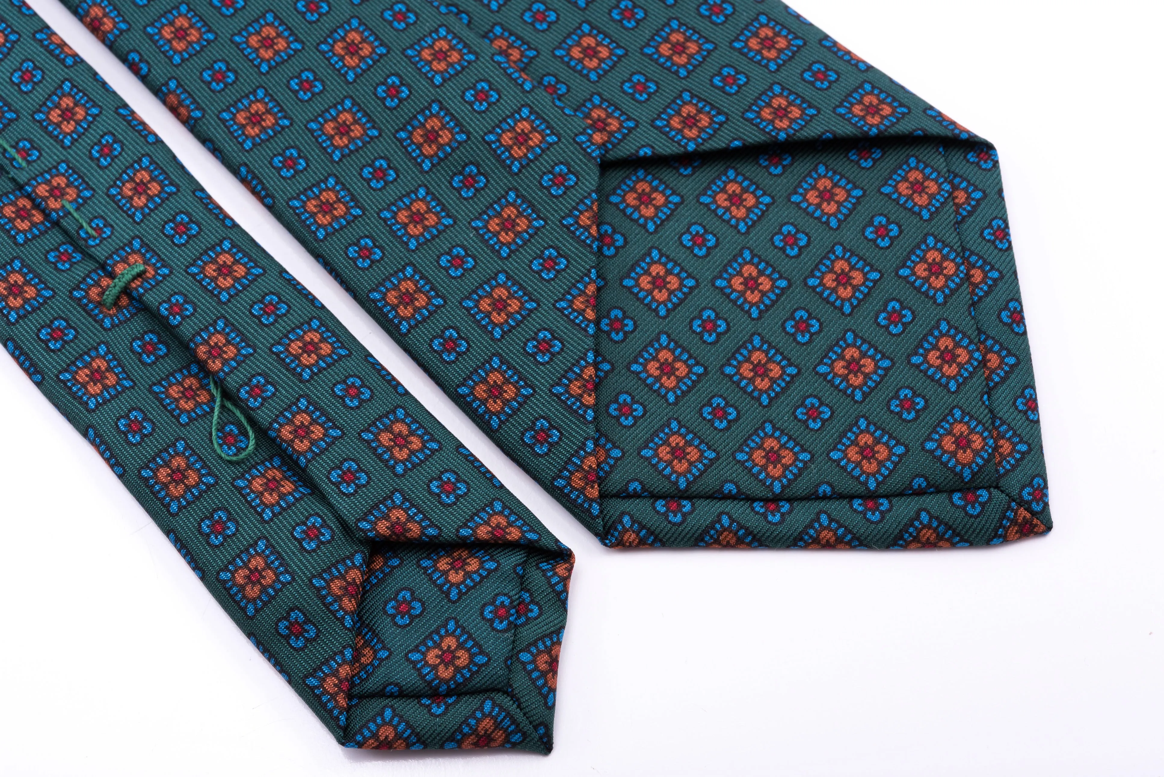 Green Motif Madder Silk Tie