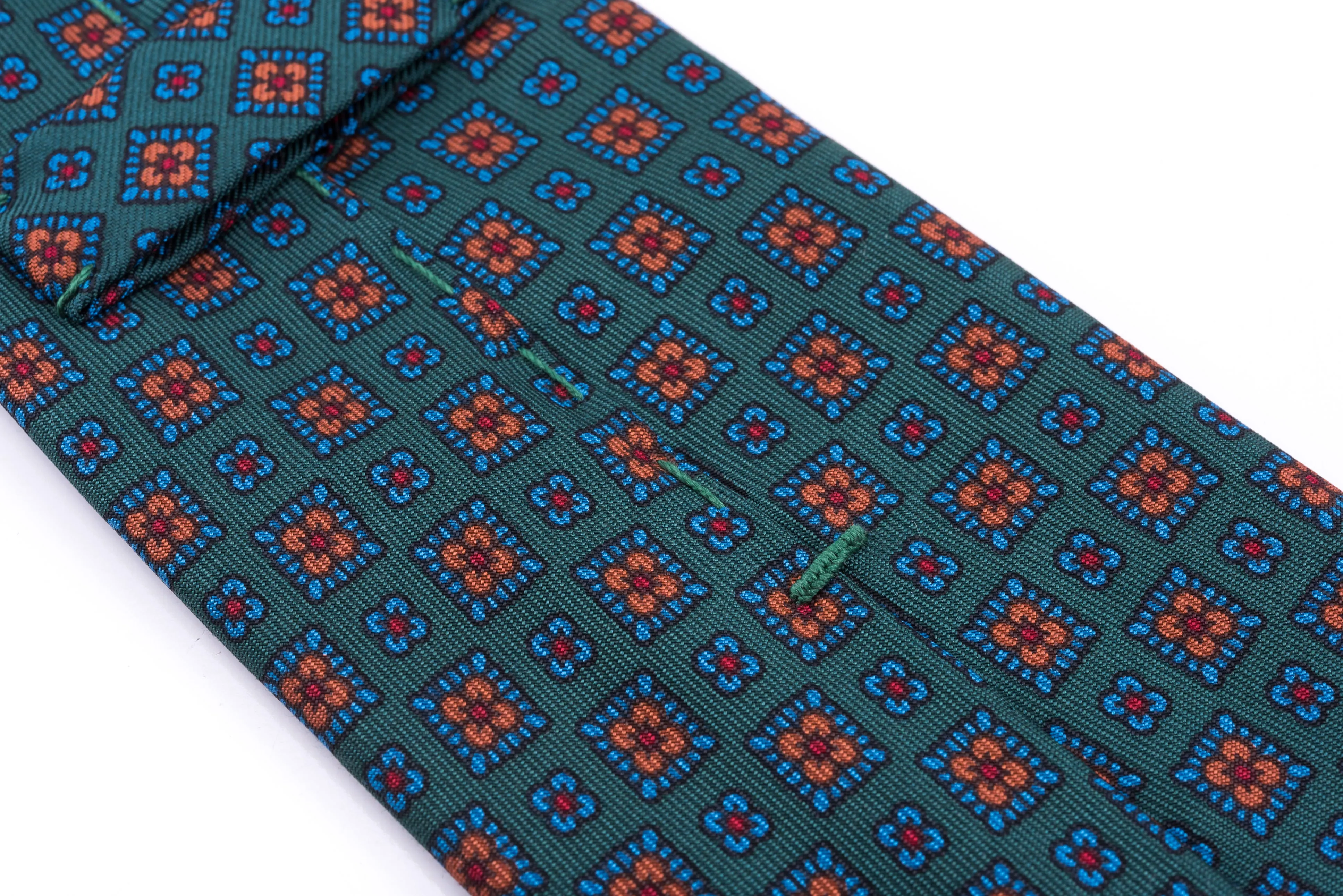 Green Motif Madder Silk Tie