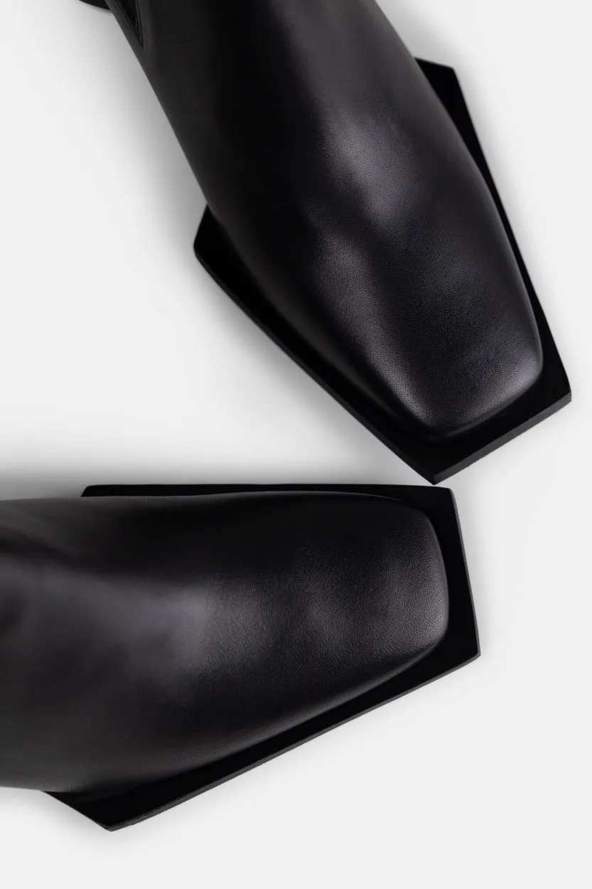 Luna Chelsea Boot | Black