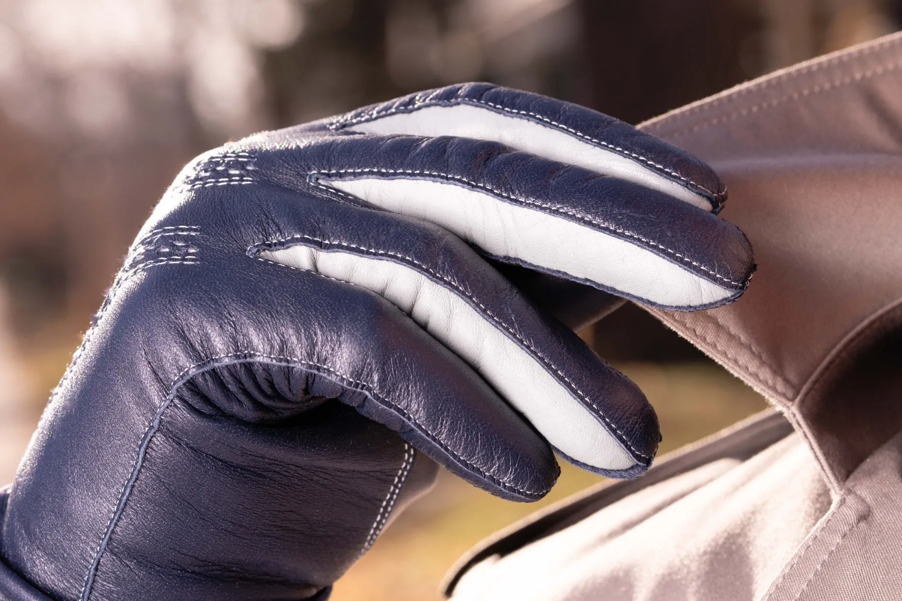 Midnight Blue Touchscreen Lamb Nappa Gloves