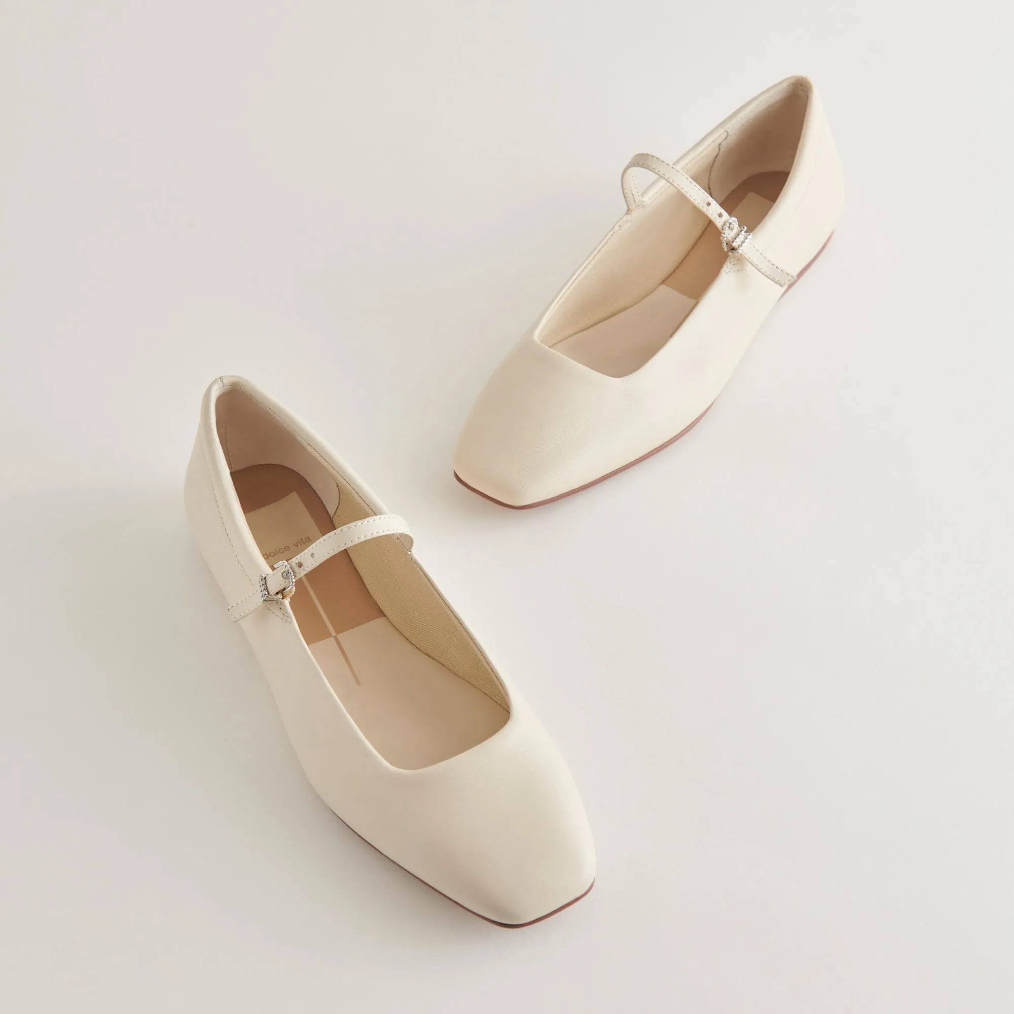 REYES BALLET FLATS IVORY LEATHER